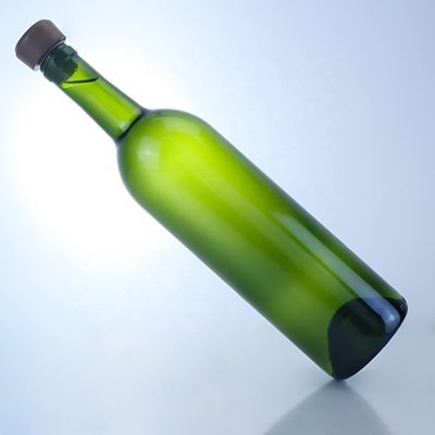 700 ml Antike grüne Glasflasche für Spirituosen Rum Gin Öl und Bier Basismaterial Glas