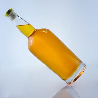 750 ml klare Valiant Glasflasche für Bier aus klarem Glas