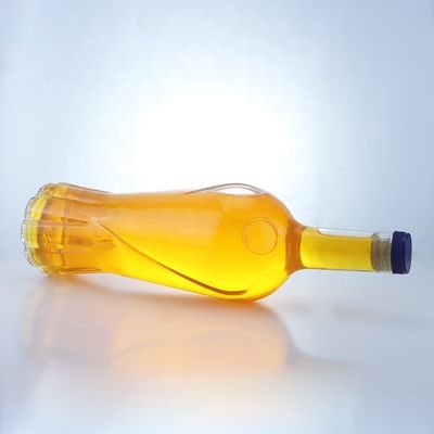 Ausgezeichnetes Design 750 ml klare Wodka-Flasche mit Korkglaskragen