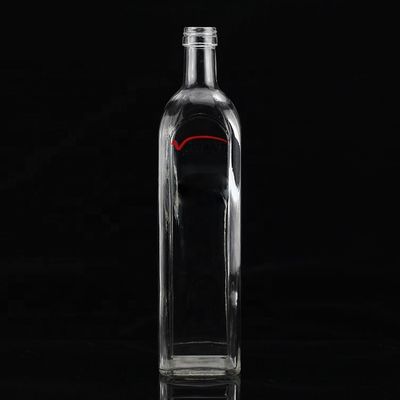 500 ml Viereckglasflasche mit extra nativem Olivenöl mit individueller Oberflächenbehandlung