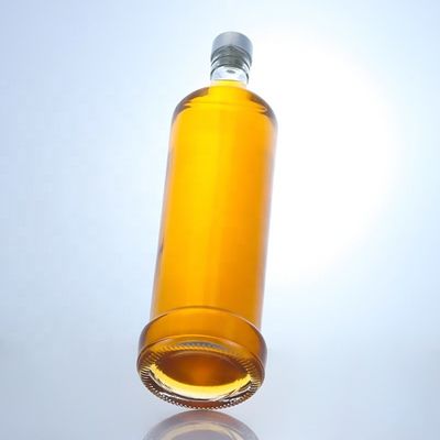 Custom Design 750 ml Whisky Glasflasche mit Material und klare oder angepasste Farbe