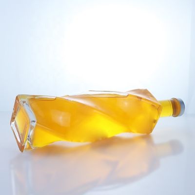Customized Logo Speziell geformte Glasflasche Spirituosen 700ml 750ml mit Schraubkappe