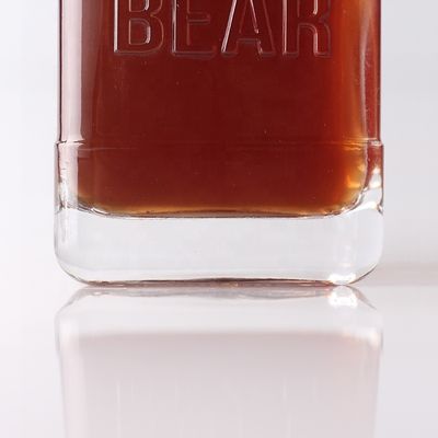 Halsbandmaterial Glas 500 ml 700 ml geprägte transparente Flasche für Whisky Rum Gin Brandy