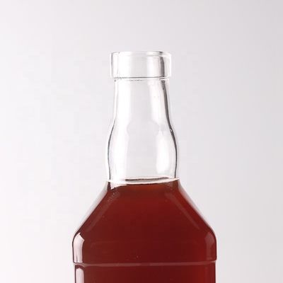 Halsbandmaterial Glas 500 ml 700 ml geprägte transparente Flasche für Whisky Rum Gin Brandy