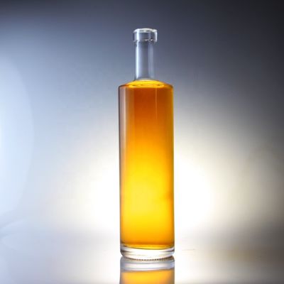 750 ml Wodka Glasflasche mit Korken und einzigartiger Zylinderform in einzigartigem Design