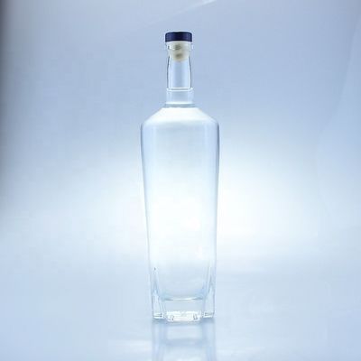 Glashalsband Glasflasche für alkoholische Getränke 750 ml mit Korkversiegelung