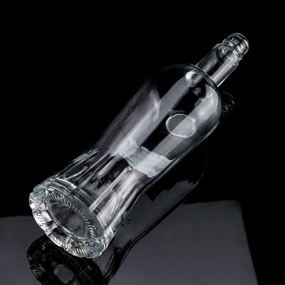 500ml700ml750ml klare Whisky Flasche mit Super Flint Glas Custom geschnitzt einzigartiges Design