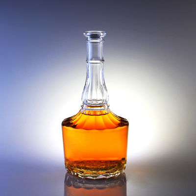 500 ml Glasflasche mit Kork für Whisky, Wodka, Spirituosen, Gravierungen im langen Hals