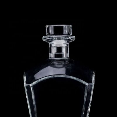 Übersichtliche oder maßgeschneiderte Super Flint Glas Whisky Flasche 700 ml 750 ml mit Korkkappe