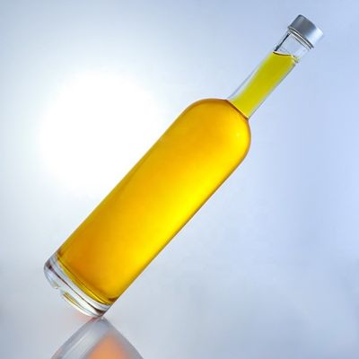 Customized Logo 700ml 750ml High Flint Round Shape Glasflasche mit Schraubenoberfläche