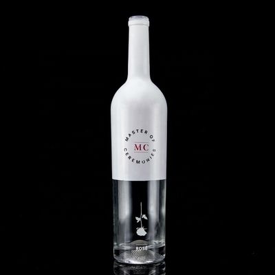 Maßgeschneiderte Flasche 750 ml Weißfarbe Spray Whisky Wodka Leere Glasflasche mit Kork