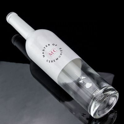 Maßgeschneiderte Flasche 750 ml Weißfarbe Spray Whisky Wodka Leere Glasflasche mit Kork
