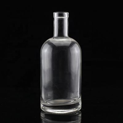 Industrielle Wodka Klarglasflasche mit kurzem Hals und fettem Körper 500 ml 750 ml