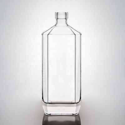 Akzeptables Kundenlogo Glasquadrat Super Flint 500ml 700ml 750ml Flasche für Gin