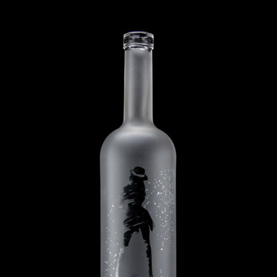 Glaskragen 750 ml Säure-Etsche-Wodka-Flasche mit klarer oder individueller Farbe in Heze
