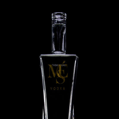 Exquisite Design Wodka Alkoholflasche Klar oder angepasst 750 ml Glasflasche mit Kork