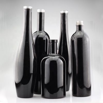 750 ml Glanzschwarzes Glas Wodka Gemalte Flaschen Siebdruck Gin Schließflasche