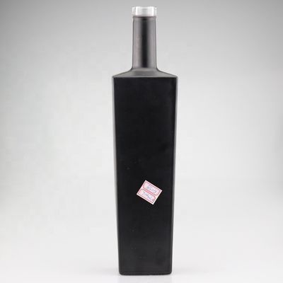 750 ml Glanzschwarzes Glas Wodka Gemalte Flaschen Siebdruck Gin Schließflasche
