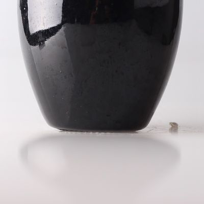 750 ml leere schwarze Flasche mit Kork-Mund und Spray-Glasflasche zur Promotion von Wodka