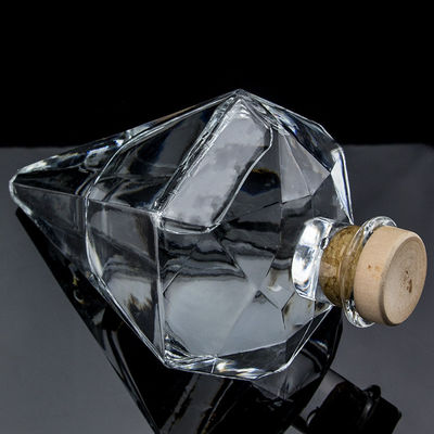 Popular Design Super Flint 700ml Wodka Glasflasche mit Kork und durchsichtigem Glas