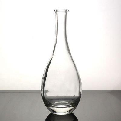 Maßgeschneiderte Herz-förmige Glasflasche mit Kronenkappe und Deckel einzigartigem Design