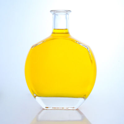 Customized Logo Glaskragen Spirituosenflasche für Whisky Wodka Tequila Gin Rum geliefert