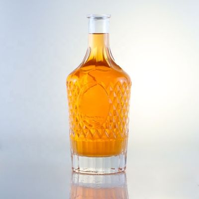 2023 klare Flasche Glas Getränkeflaschen mit gefrorenem Basismaterial kundenspezifisches Logo