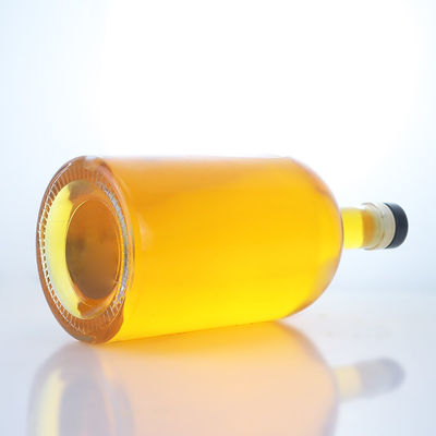 Individuelles Logo Große Kapazität Schraubkappe Spirituosen Glasflasche für Whisky Wodka Tequila Gin Rum
