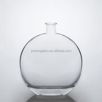 Custom Clear Flat 750ml Glasflasche mit Kork für Wodka Whiskey Gin Industriegetränke