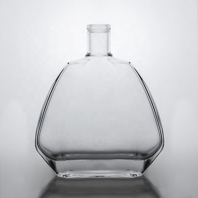 Custom Clear Flat 750ml Glasflasche mit Kork für Wodka Whiskey Gin Industriegetränke