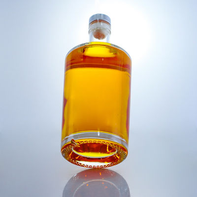 Populäre Form Super Flint Glas Alkoholflasche für Wodka Whisky Rum Tequila Gin gemacht
