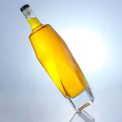 Körpermaterial Glas Quadratform Rum Wodka Whisky Tequila Gin Flasche mit Kork