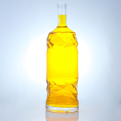 Alkoholglasflasche mit geprägtem, anpassbarem Logo und klarer oder individueller Flaschenfarbe