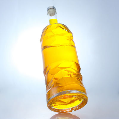 Alkoholglasflasche mit geprägtem, anpassbarem Logo und klarer oder individueller Flaschenfarbe