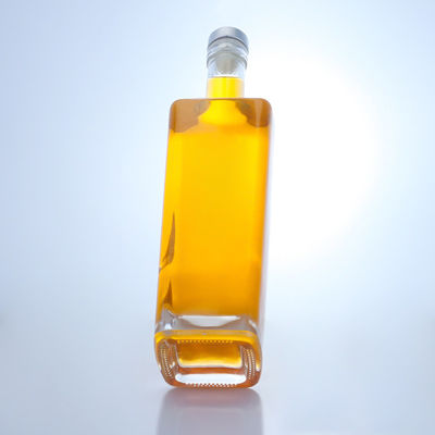 750 ml Glasflasche für Brandy, Wodka, Whisky und Korkkappe in quadratischer Form