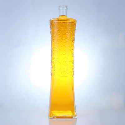 Industrielle Flasche aus Glas mit einzigartiger Form und geprägtem Super-Fliesenmaterial