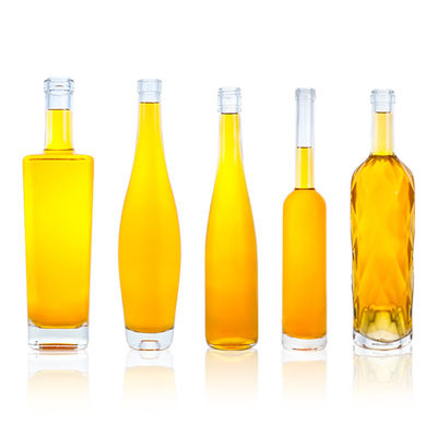 Grundmaterial Glas Hochhals Wodka Whisky Gin Rum Flasche 500 ml 700 ml 1000 ml mit Schraubende