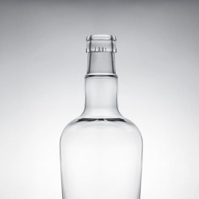 Einzigartiger Versiegelungstyp Korken 750 ml hohe Flint Glasflasche für Gin Rum Champagner Brandy Whisky