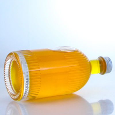 Industrielle Flasche aus Glas mit Schraubkappenstreifen und individuellem Logo