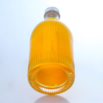Industrielle Flasche aus Glas mit Schraubkappenstreifen und individuellem Logo