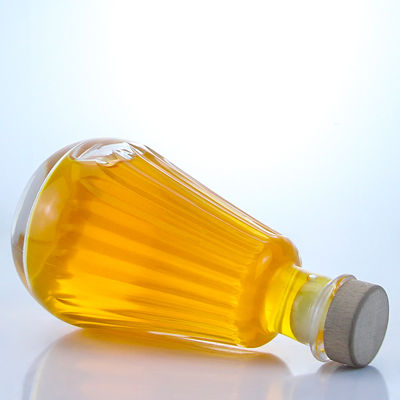 Runde Glasflasche mit Korkkappe und individuellem Logo für Rum Wodka Whisky Tequila Gin