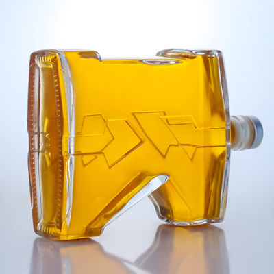750 ml klare Flint Glasflasche Einzigartige Form für Gin Rum Champagner Brandy Whisky