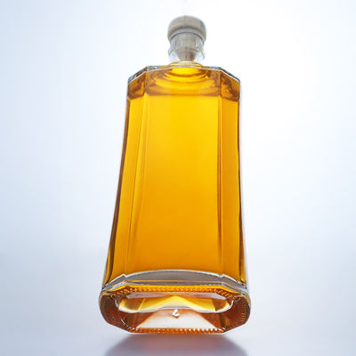 Individuelles Logo 500 ml klare Flint Glasflasche für Gin Rum Champagner Brandy Whisky Liquor
