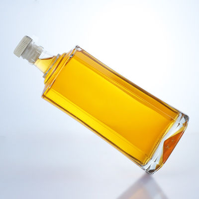 Individuelles Logo 500 ml klare Flint Glasflasche für Gin Rum Champagner Brandy Whisky Liquor