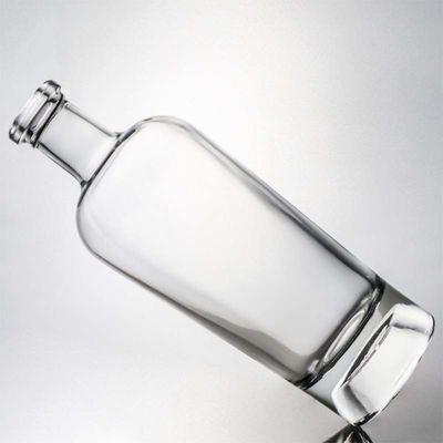 Individuelles Logo 700 ml 1000 ml Klarer Flint Gin Rum Champagner Alkohol Glasflasche mit Kork