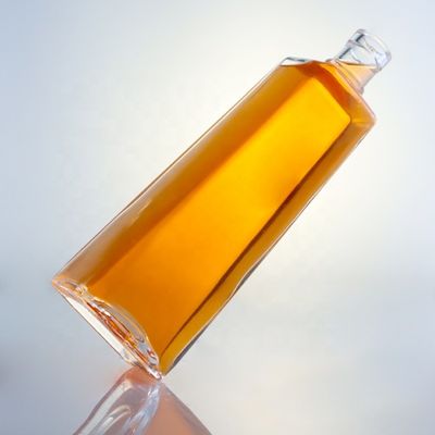 Customized Logo Klarglas 750 ml Whisky Flasche mit Korken und quadratische Form