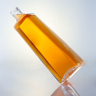 Customized Logo Klarglas 750 ml Whisky Flasche mit Korken und quadratische Form