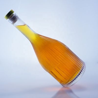Durchsichtige leere Glasflasche für Wodka Gin Rum Whisky Brandy in 500 ml 750 ml 1000 ml