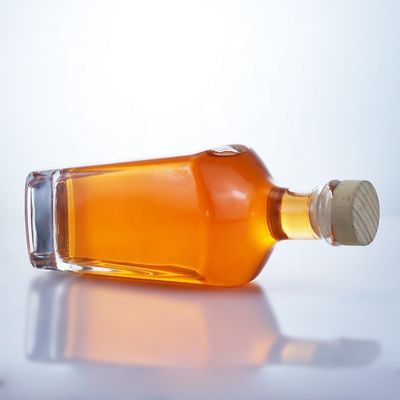 Warmstempeln Oberflächenbehandlung Klar oder angepasste Farbe 750 ml Rum Wodka Likör Glasflasche