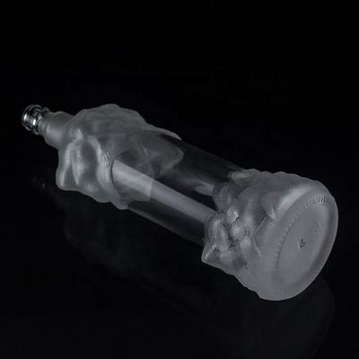 500 ml 700 ml 750 ml transparente Flint Glasflasche für Champagner Gin Rum einzigartige Gestaltung